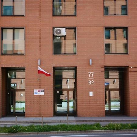 Wygodny Apartament Przy Dworcu Cracovia Exterior foto